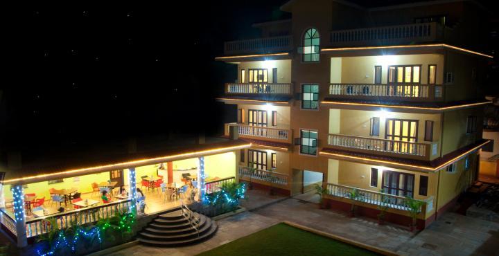 Marina Bay Beach Resort Candolim Exteriör bild