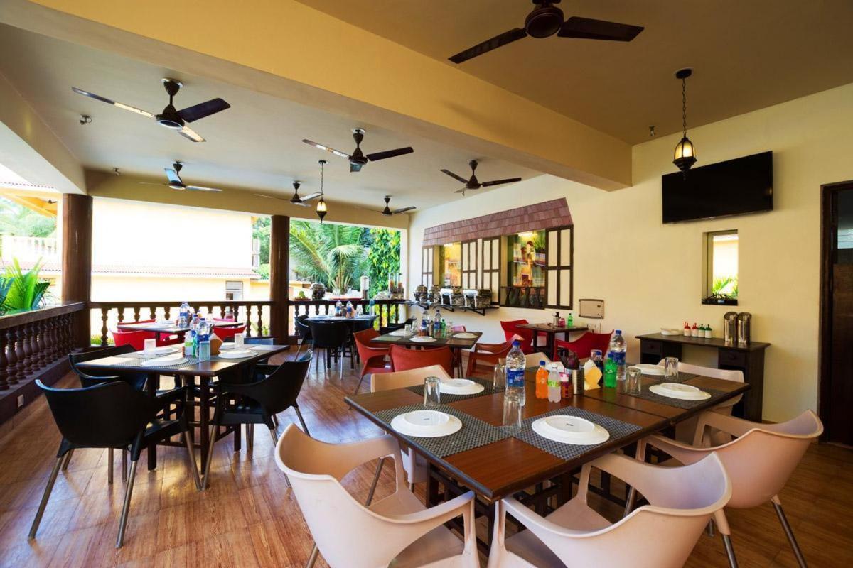 Marina Bay Beach Resort Candolim Exteriör bild
