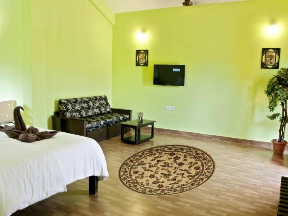 Marina Bay Beach Resort Candolim Exteriör bild